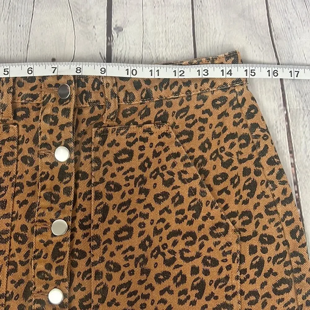 Mittoshop Leopard Print Denim Mini Skirt Size M Button Front Raw Hem Y2K Boho